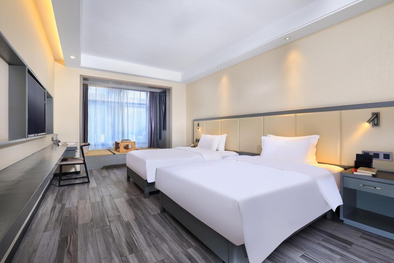 Wing Hotel Guilin - Central Square Exterior foto