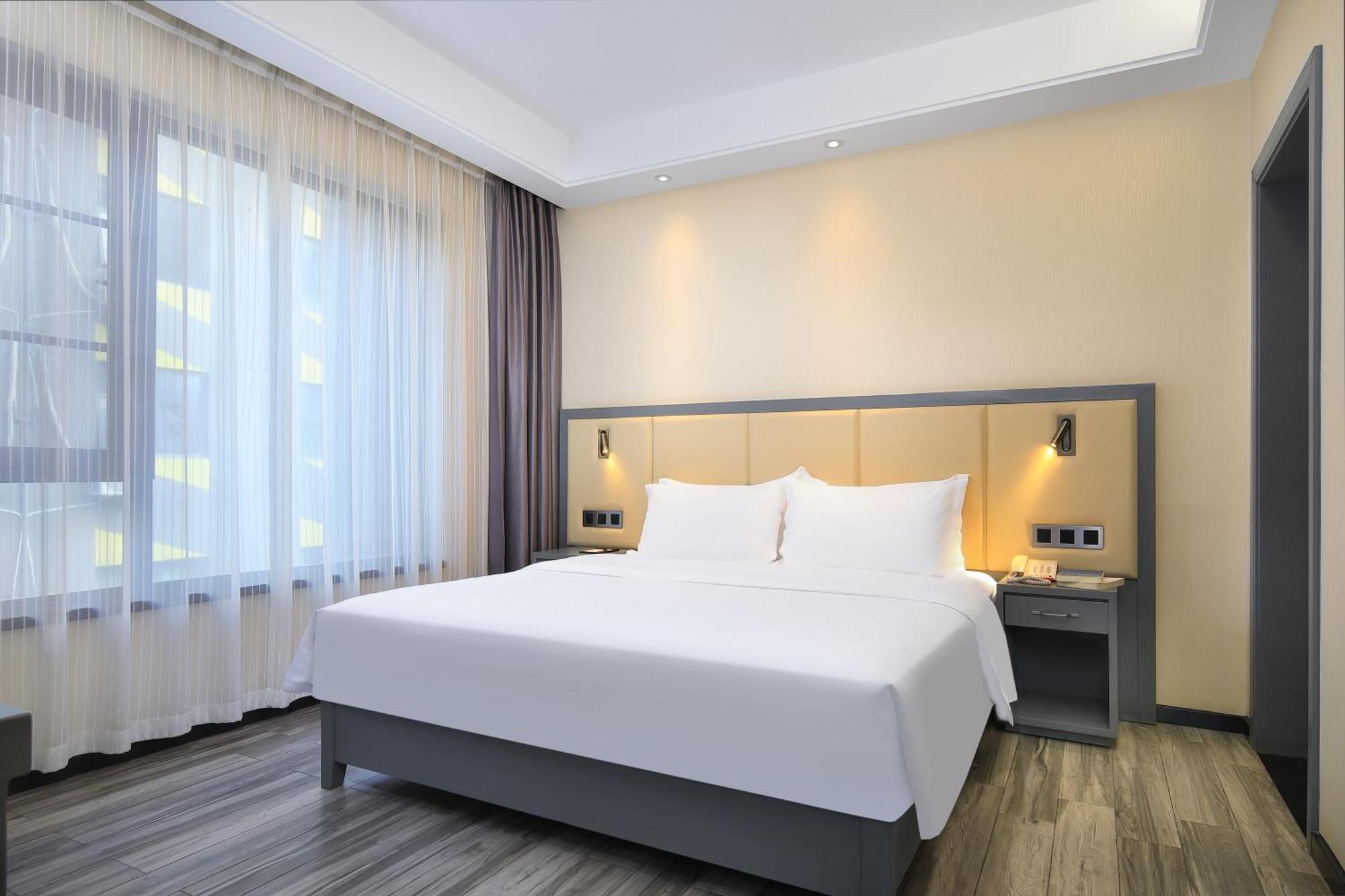 Wing Hotel Guilin - Central Square Zimmer foto
